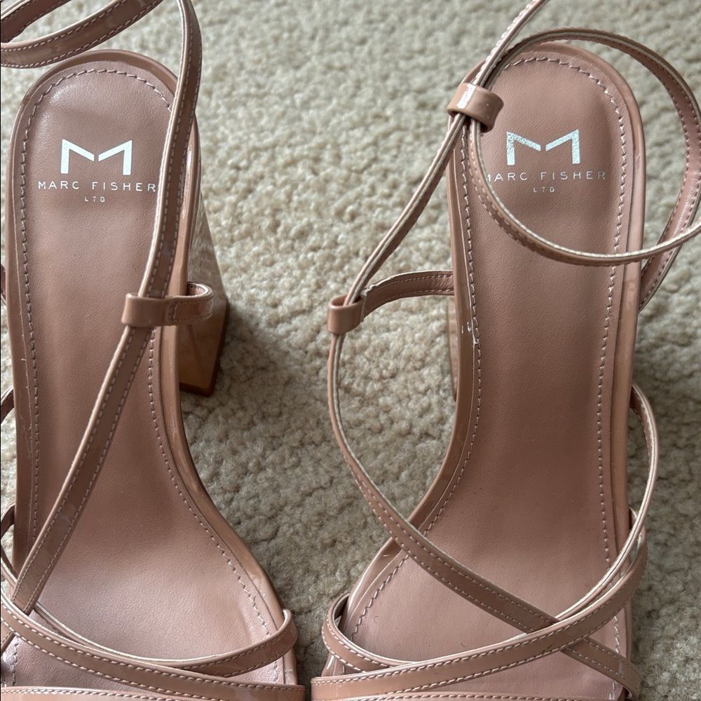 Marc Fisher LTD Edalyn Ankle Strap Sandal Neutral Nude Square Toe Heels Sz 7.5 - Picture 4 of 9